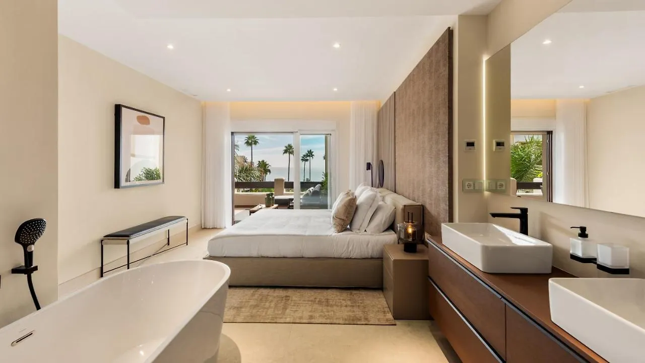 Frontline Luxury 10 Mins From Puerto Banus Rdr303 Apartment Estepona Spain